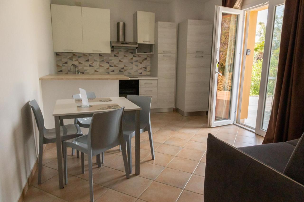 אלגהרו Maris Apartments & Bedrooms מראה חיצוני תמונה