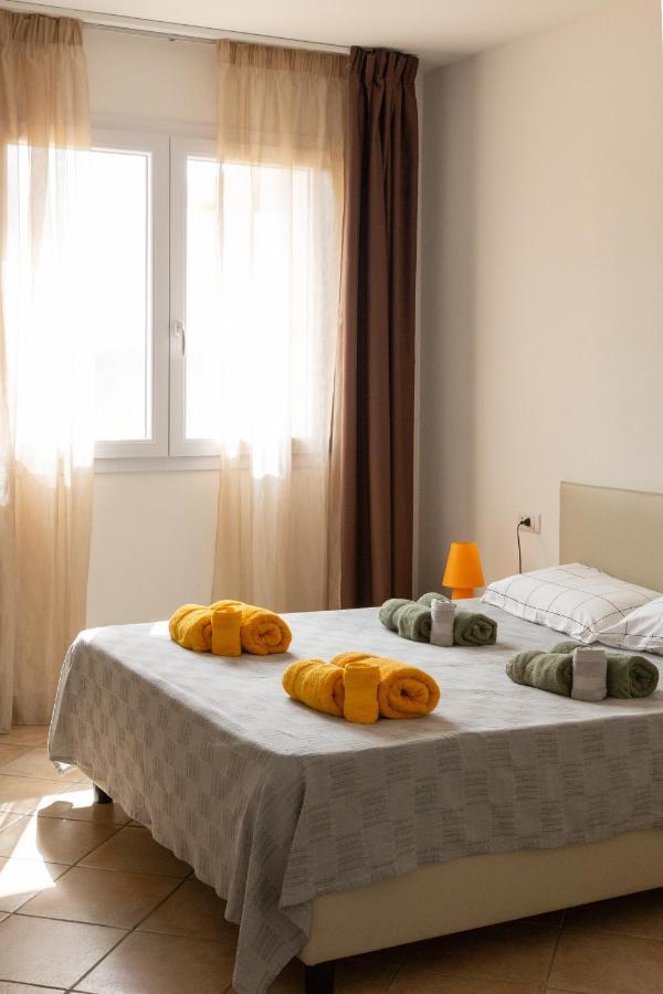 אלגהרו Maris Apartments & Bedrooms מראה חיצוני תמונה