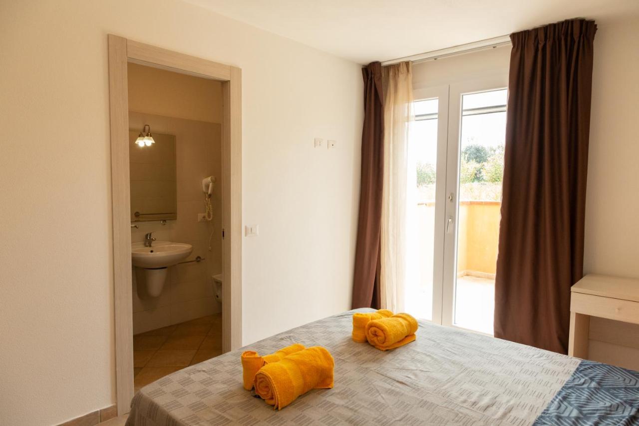 אלגהרו Maris Apartments & Bedrooms מראה חיצוני תמונה