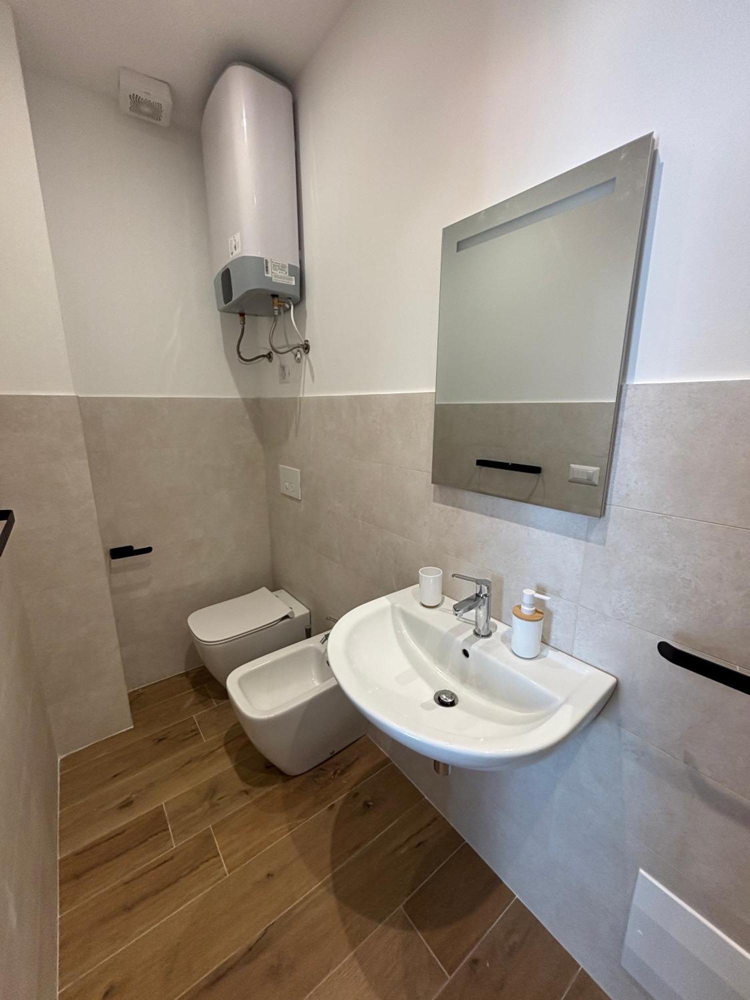 אלגהרו Maris Apartments & Bedrooms מראה חיצוני תמונה