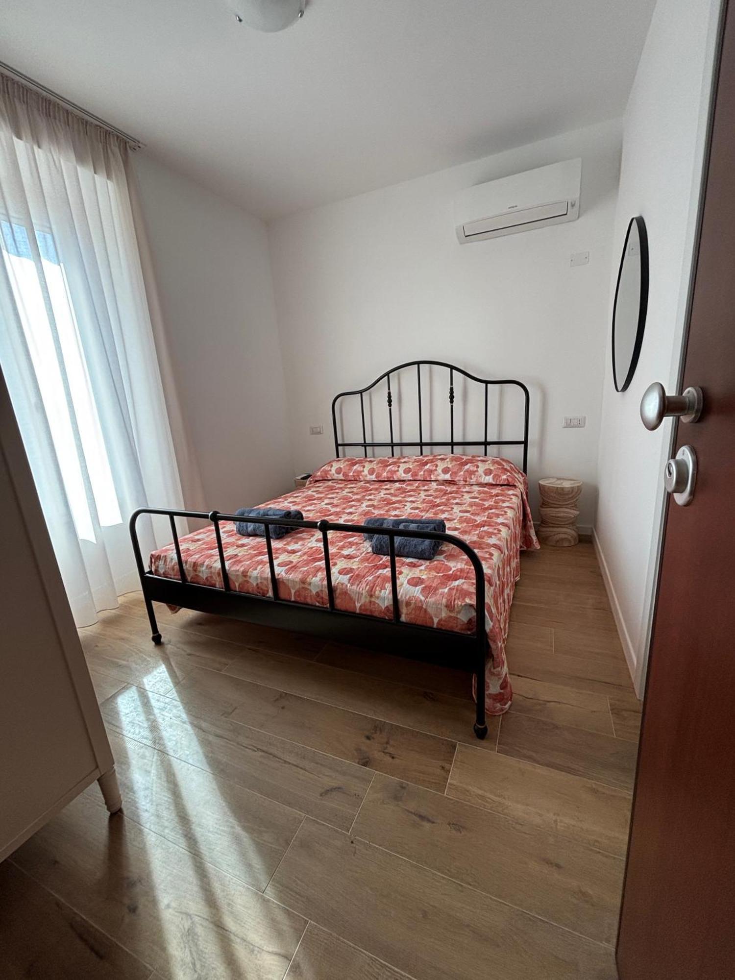 אלגהרו Maris Apartments & Bedrooms מראה חיצוני תמונה