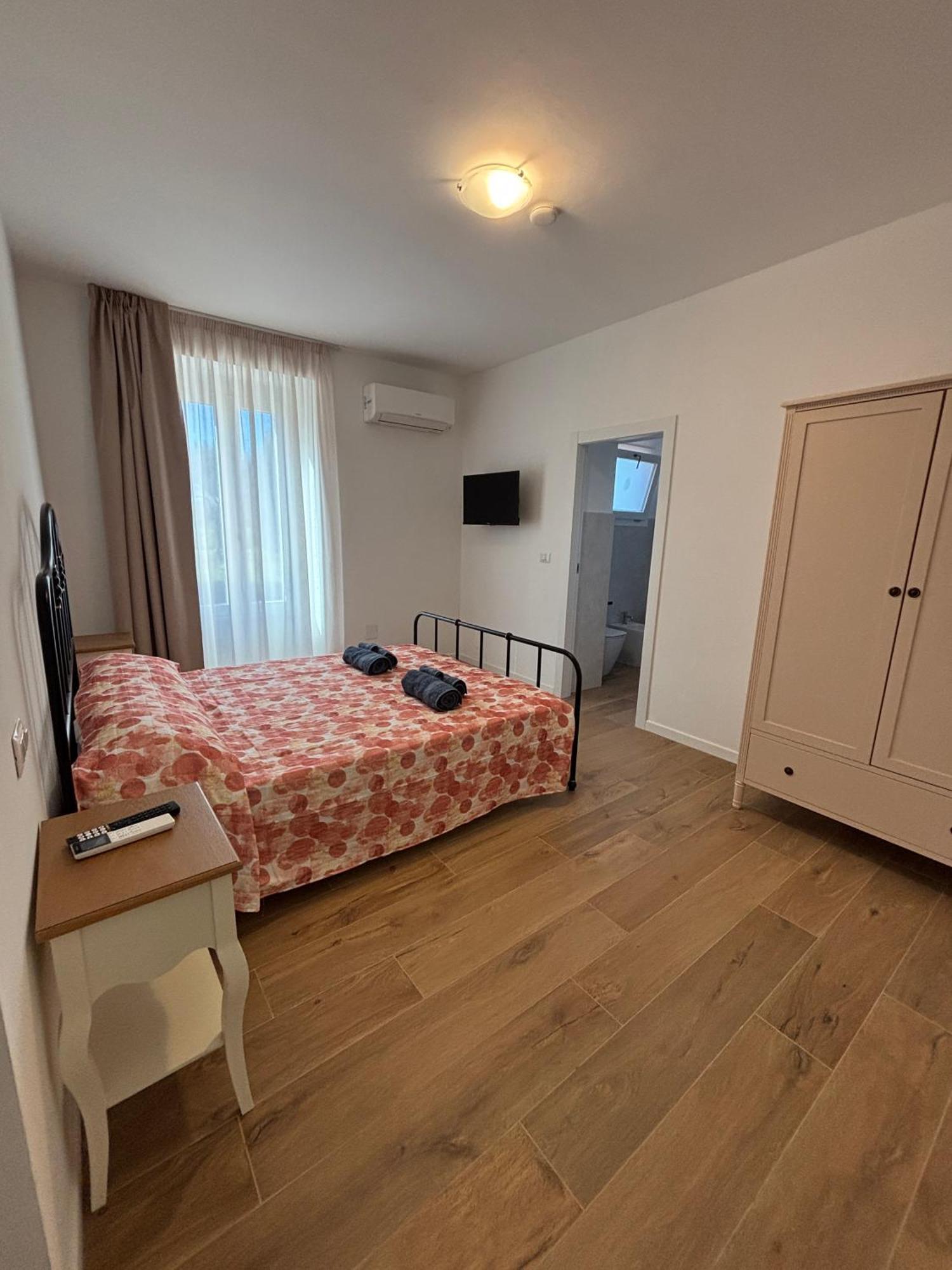 אלגהרו Maris Apartments & Bedrooms מראה חיצוני תמונה