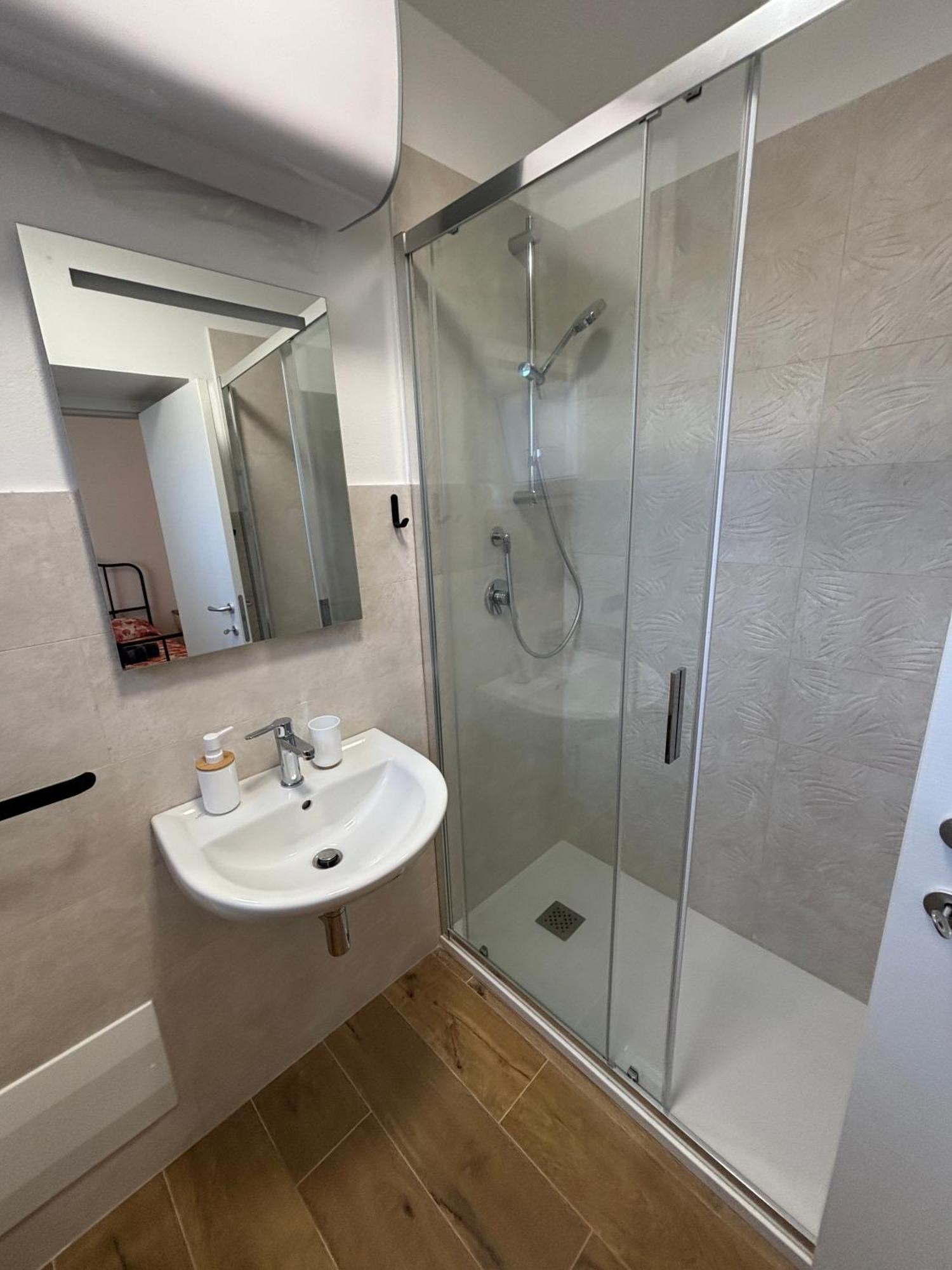 אלגהרו Maris Apartments & Bedrooms מראה חיצוני תמונה