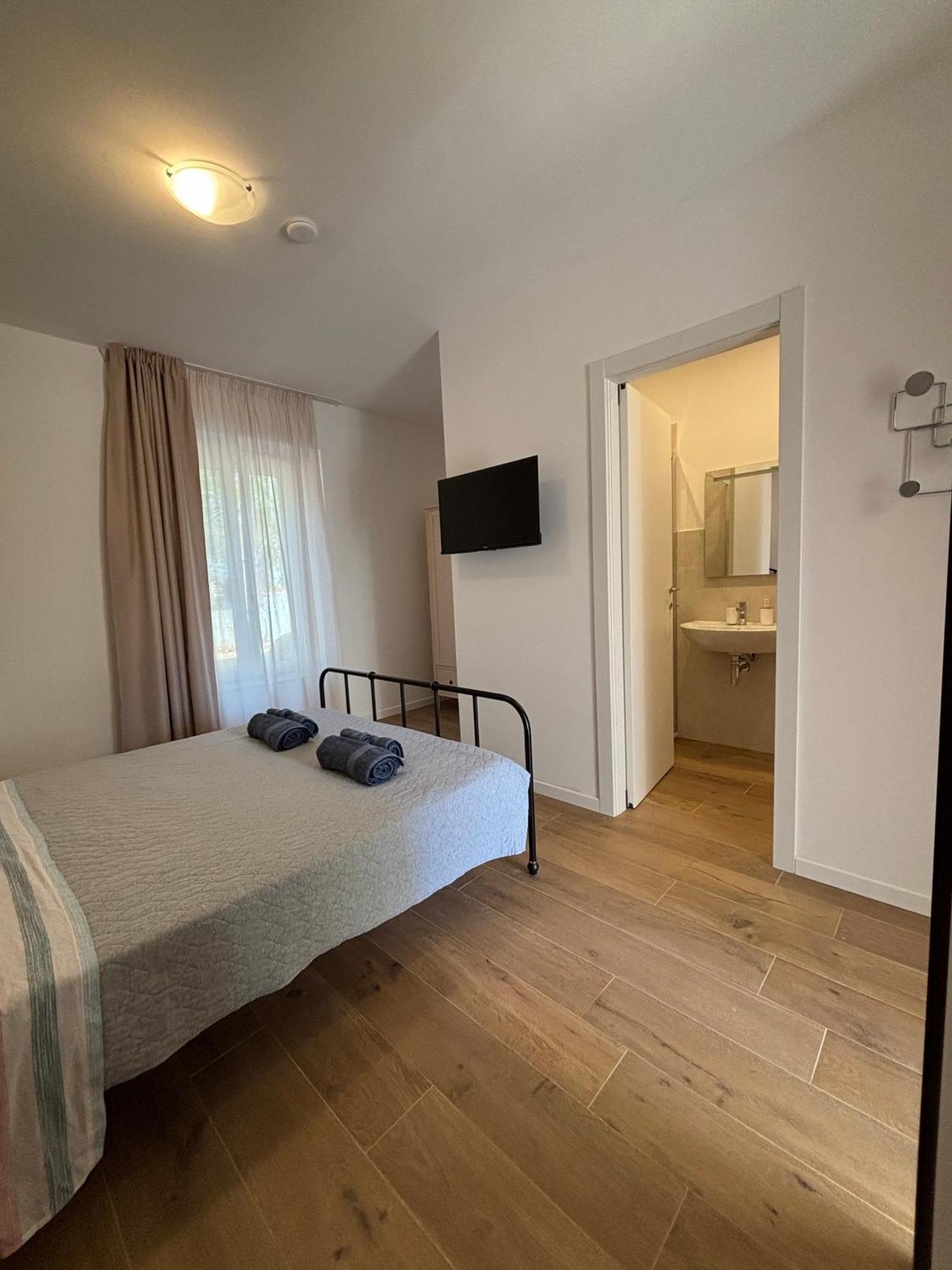 אלגהרו Maris Apartments & Bedrooms מראה חיצוני תמונה