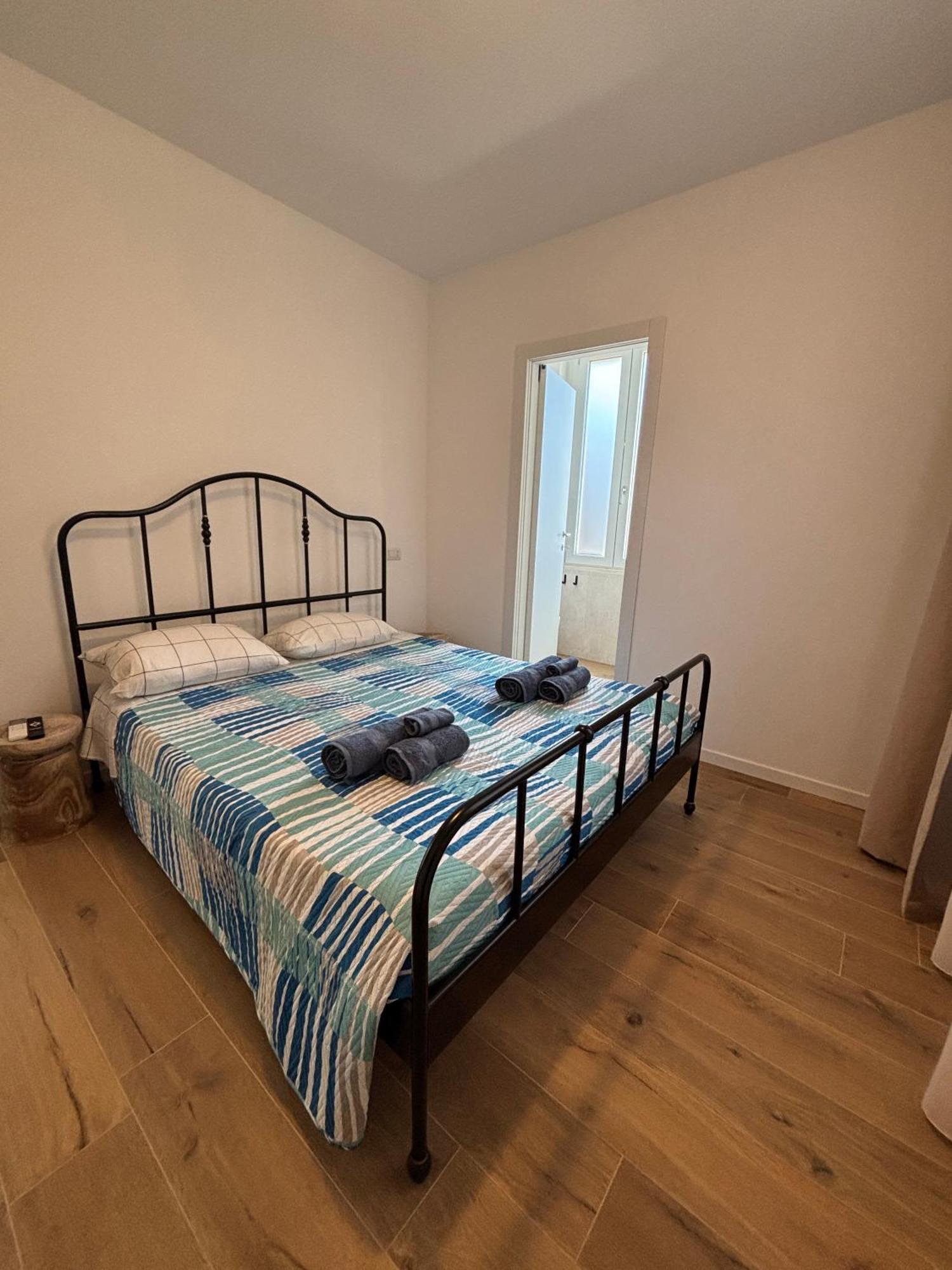 אלגהרו Maris Apartments & Bedrooms מראה חיצוני תמונה