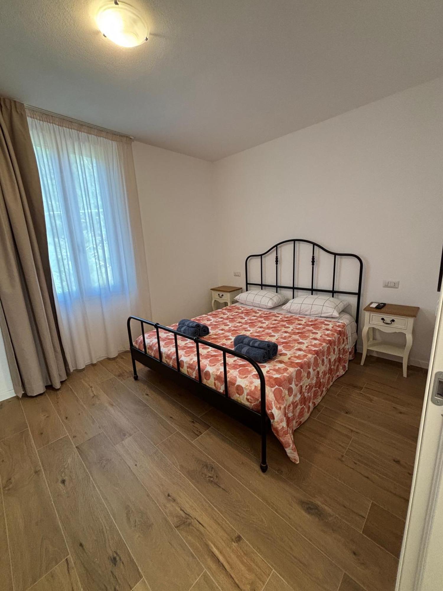 אלגהרו Maris Apartments & Bedrooms מראה חיצוני תמונה
